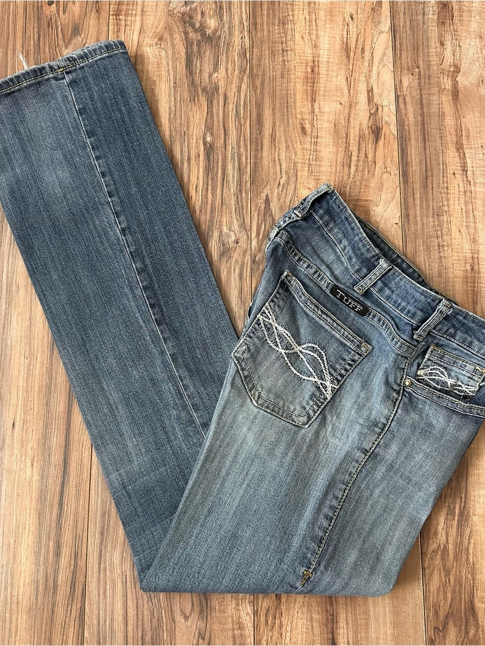 Cowgirl Tuff Women's Boot Cut Jeans - Blue Wash White Pocket Stitching 31 x 37